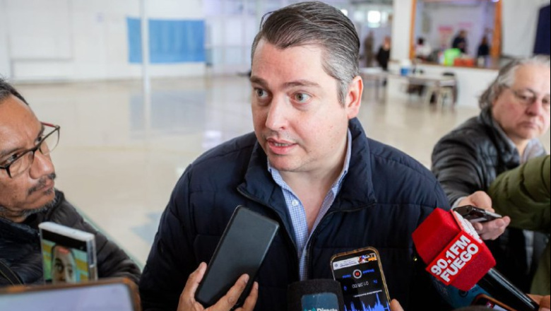 Martin Perez: “Es urgente defender el trabajo argentino, la producción nacional y un modelo industrial para el desarrollo de esta provincia”