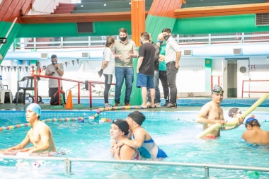 Más de 100 chicos disfrutan de las colonias de deporte adaptado municipales