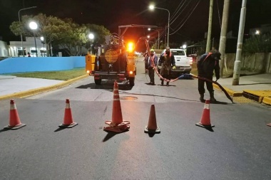 El Municipio optimiza la vida útil del asfalto en Río Grande