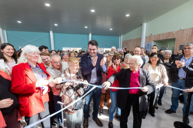 Martín Perez inauguró en Río Grande el nuevo Centro Municipal de Bienestar para Personas Mayores “Papa Francisco”