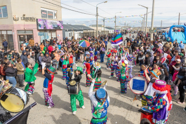 Río Grande vivió el primer carnaval barrial del 2026